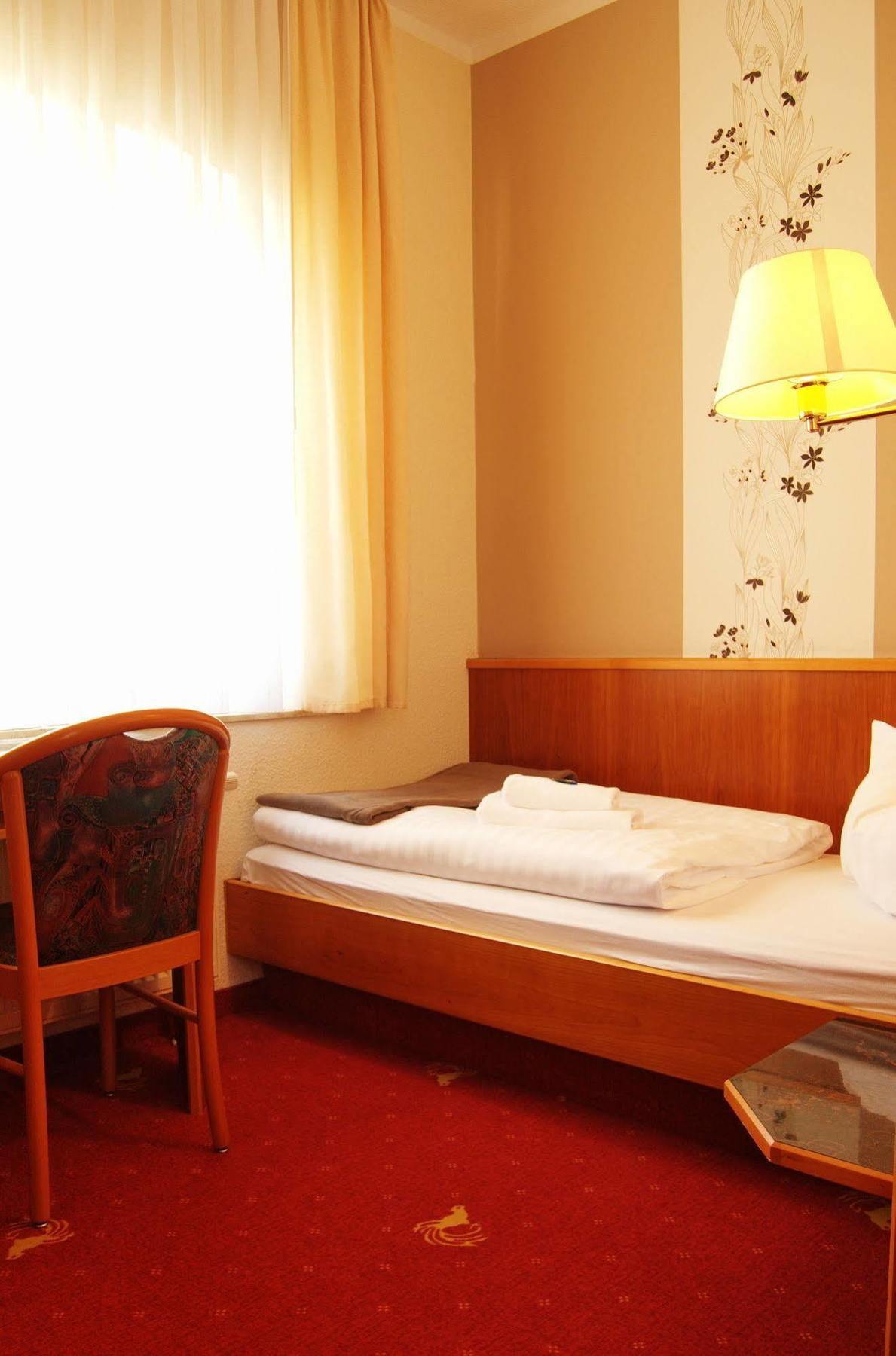 Hotel Goldener Fasan Oranienbaum-Woerlitz Екстериор снимка
